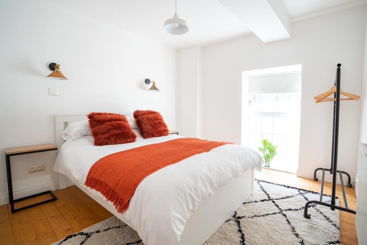 The Amazing Triplex - City Centre - Free Parking Шефилд Екстериор снимка